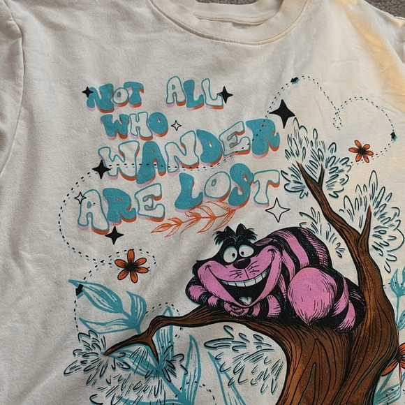 Disney Alice In Wonderland crewneck size small - Picture 6 of 10